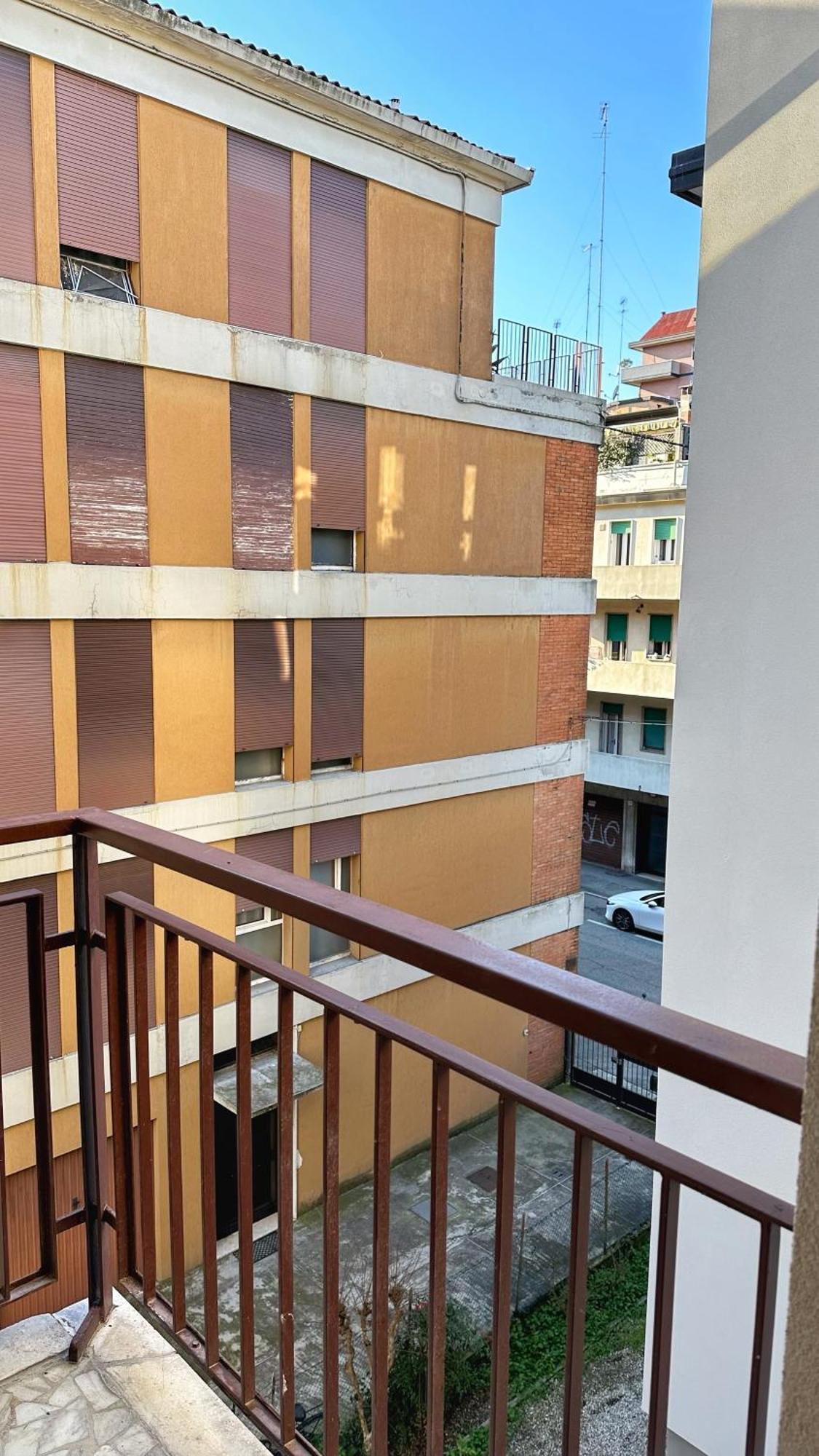 Apartment Parisi - Aleardi 2 *
